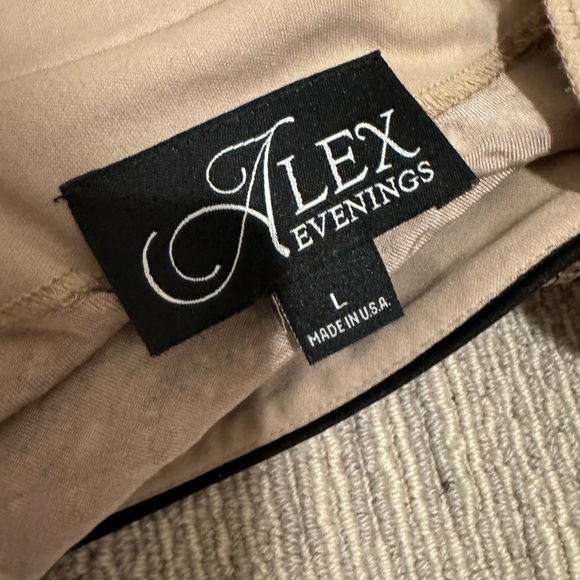 Alex evening set Large - Picture 2 of 5